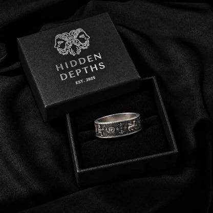 Medieval Marginalia Ring – Vintage Silver Ring with Whimsical Medieval Engravings 100% 925 Sliver