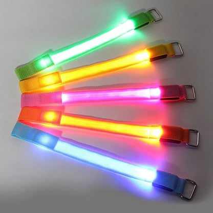 4-Pack LED Horse Leg Visibility Straps – 3 Lighting Modes, 5 Color Options, Adjustable Fit for Evening Riding & Equestrian Activities