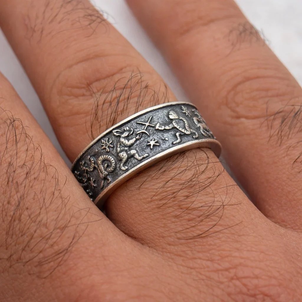 Medieval Marginalia Ring – Vintage Silver Ring with Whimsical Medieval Engravings 100% 925 Sliver