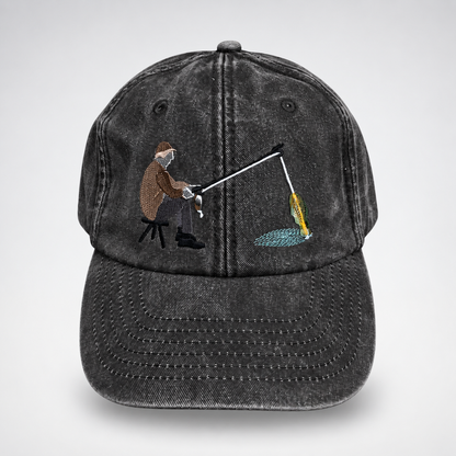 🎣 Catch of the Day Interactive Fishing Cap – Vintage Washed Moving Fish Hat