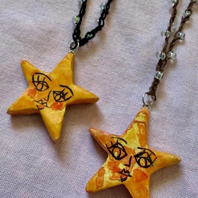 🔥Last Day 49% OFF - ⭐Hand-Painted Star Pendant Necklace