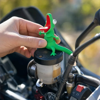 🦎🏍Wobbly Riding Buddy – Car & Motorcycle Decor