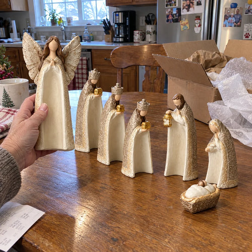 7-Piece Holy Family Christmas Nativity Figurine Set