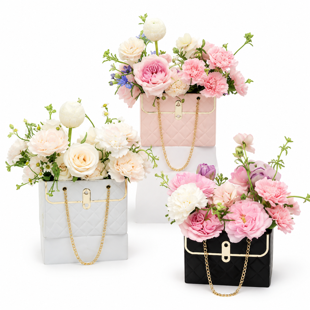 🌹 Elegant Embossed Flower Gift Bag with Metallic Chain Handle – Premium Bouquet & Gift Packaging 💐