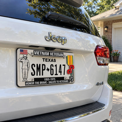 🇺🇸 Vietnam Veteran Commemorative Metal License Plate Frame – Honor the Brave, Military Tribute Gift 🎖️