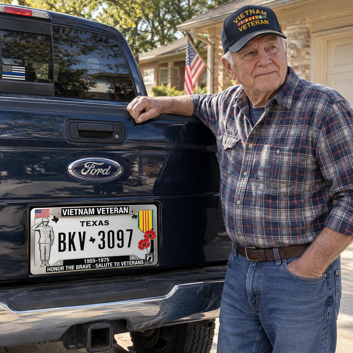 🇺🇸 Vietnam Veteran Commemorative Metal License Plate Frame – Honor the Brave, Military Tribute Gift 🎖️