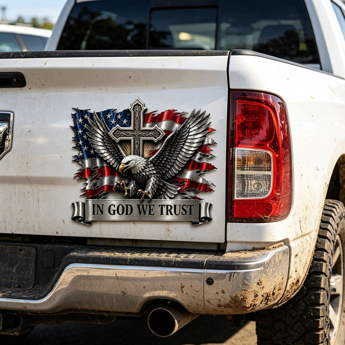 🦅 In God We Trust Bald Eagle American Flag Car Emblem Badge